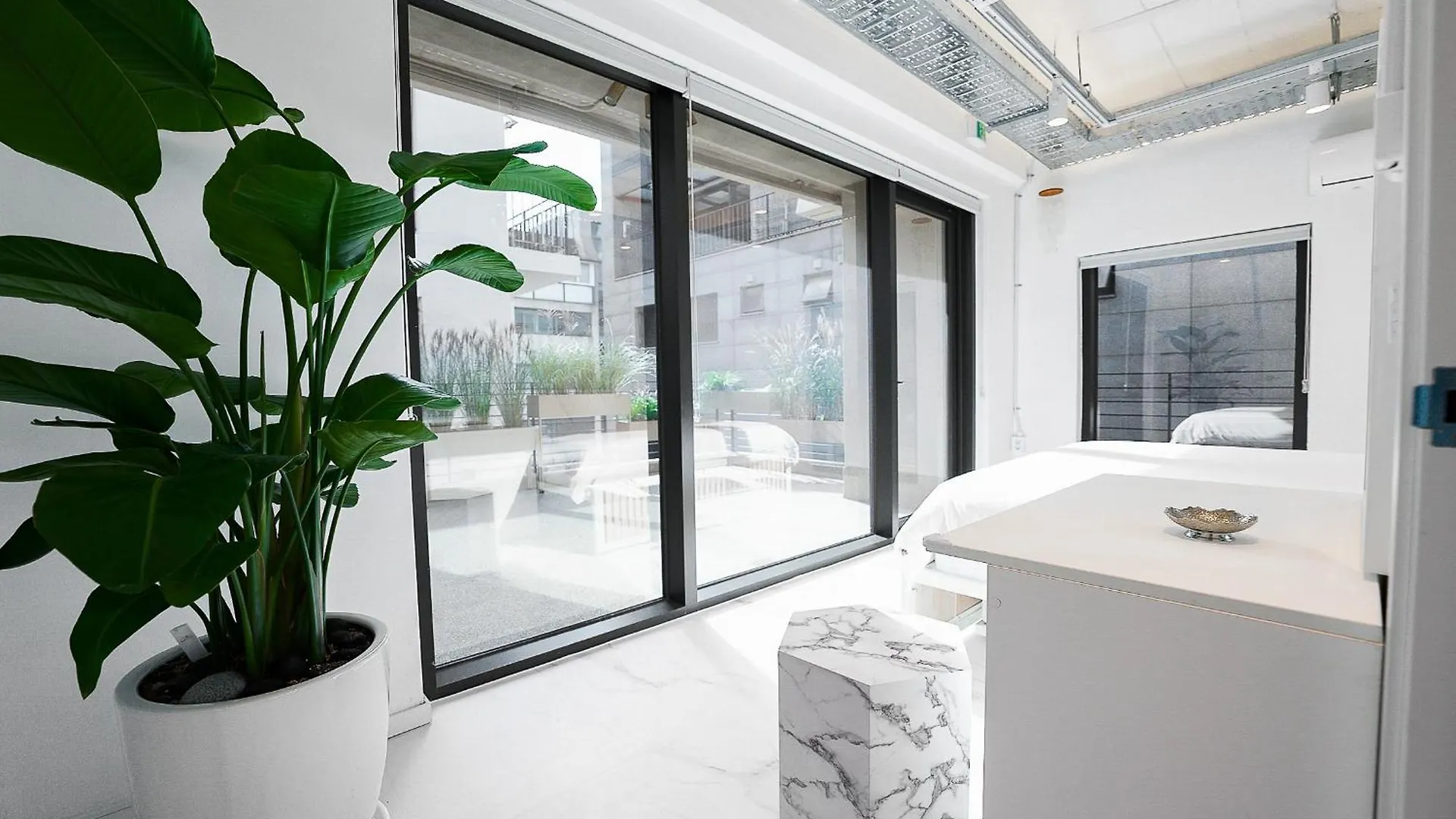 Yt Tailored Service Home Near Hongik Univ Station Seoul Semesterbostad